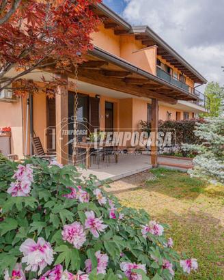 VILLETTA INDIPENDENTE LIBERA SU TRE LATI CON GIARD