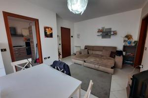 Polesella, quadrilocale arredato con garage