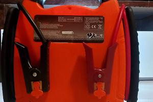 booster avviamento per auto 