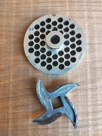 piastra tritacarne mod. 22 diametro  foro 8 