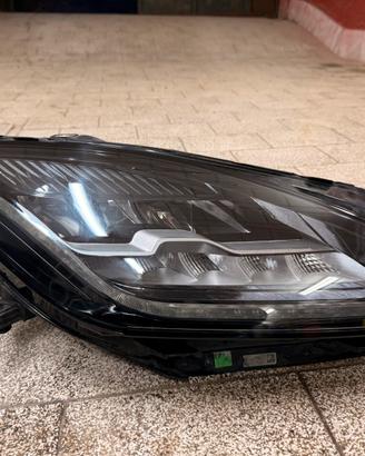 Faro jaguar e-pace ant dx