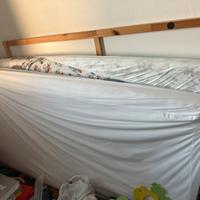Letto Kura Ikea - due materassi
