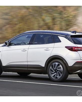 Ricambi usati per opel grandland x