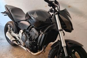 Honda Hornet 600 restyling 2011