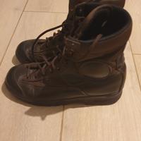 stivaletti militari n43