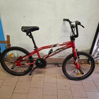bicicletta BMX