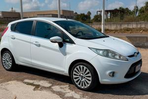 Ford Fiesta 1.4 5 porte Bz.- GPL Titanium