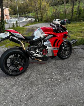 Panigale v4