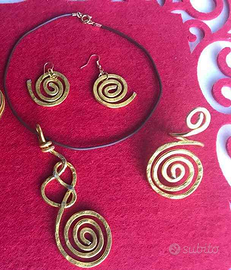 GIOIELLI IN ALLUMINIO DORATO ETRUSCO