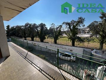 Luminosa Abitazione con 200mq di Cortile