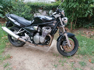 Suzuki bandit gsf 600