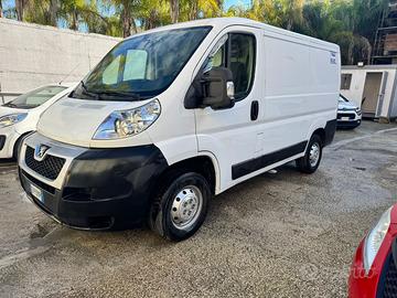 PEUGEOT BOXER 2.2 Diesel