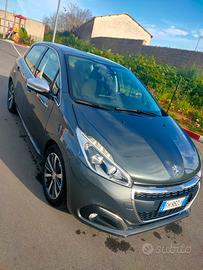 Peugeot 208 75 CV diesel 
