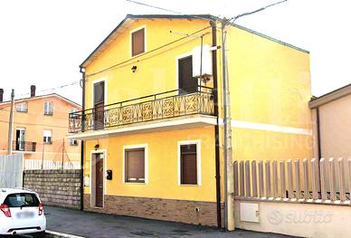 Casa Indipendente Avezzano [AZ25167VRG]