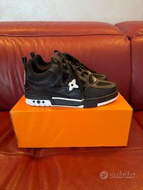 Scarpe Lv Skate nere e bianche n.43