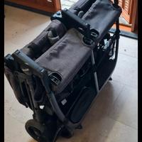 PASSEGGINO GEMELLARE