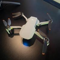 Dji mini 2 fly more combo con 6 BATTERIE