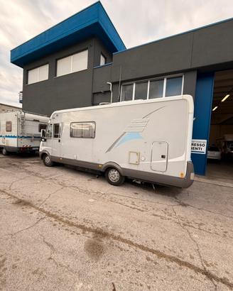 Camper Hymer lunghezza 699 del 2004 km 82.300