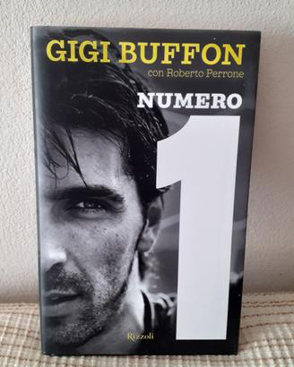 Libro "Gigi Buffon" Numero 1. Nuovo!

