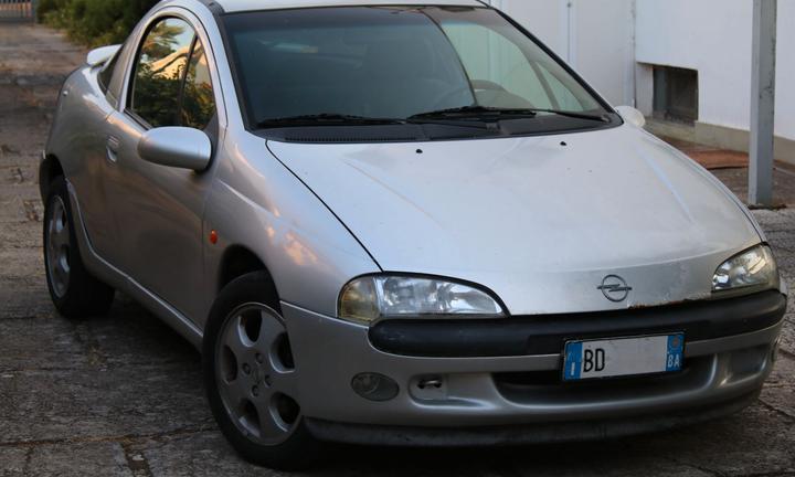 Opel Tigra 1.4 90CV anno 1999 motore rifatto