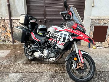 TRK 502 2017 + Tris valigie + 2 caschi