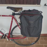 Kit cicloturismo (portapacchi, borse)