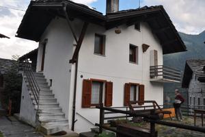 Appartamento con ingresso indipendente