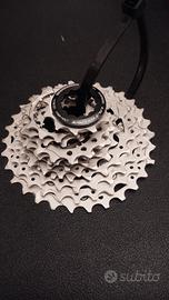 Shimano ULTEGRA 11-30

CS-R8101 12v nuova cassetta