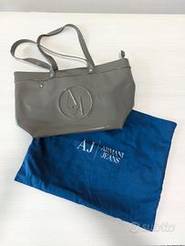 Borsa armani