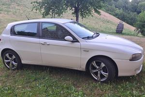 alfa romeo 147 Q2