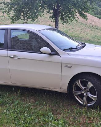 alfa romeo 147 Q2