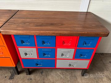 Cassettiere industriali vintage