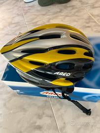 Casco bici nuovo