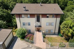 3 LOCALI A CALOLZIOCORTE