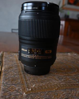 Nikon AF S 60 f2.8 micro