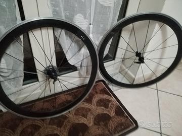 cerchi Mavic cosmic carboni SLS freni tradizionali