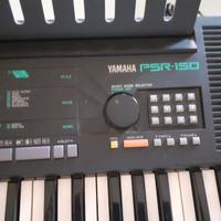 Tastiera YAMAHA PSR 150 con supporto