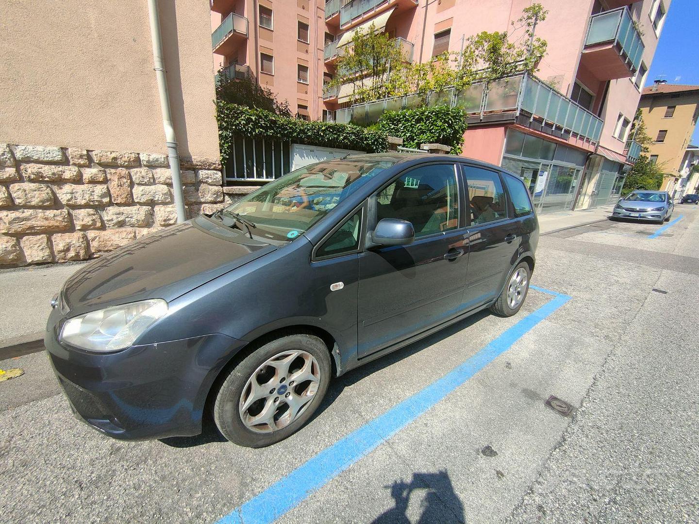 Ford C-Max 2009 photo 4