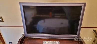 TV panasonic 32" 