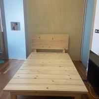 letto in legno massello