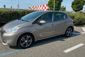 Peugeot 208 allure