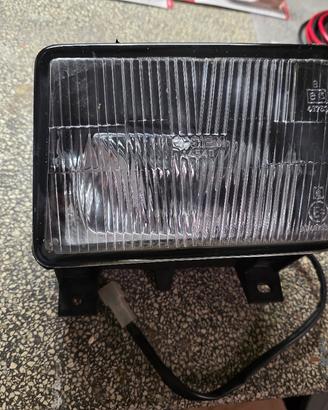 Faro fendinebbia destro  Alfa Romeo 90