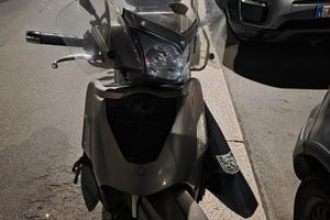 scooter kymco people 200i 