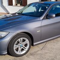 BMW 320 Serie 3 E90 Berlina 320d Attiva