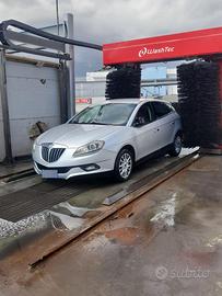 Lancia delta 1.6 multijet