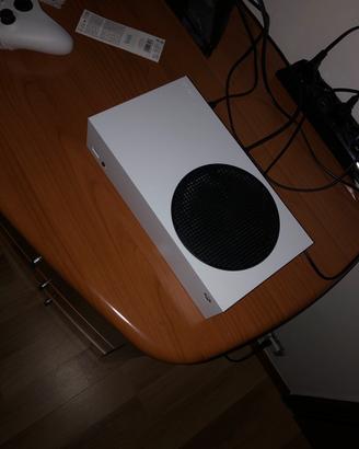 Xbox Serie S Nuova Con controller e fili