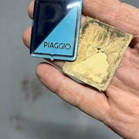 Stemma Piaggio in resina