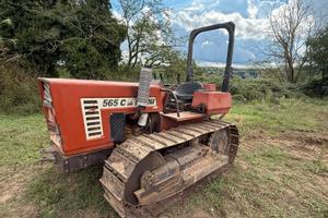 TRATTORE CINGOLATO FIAT 565 C - 58 CV