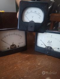 Set 02 di n. 3 strumenti di misurazione a quadro