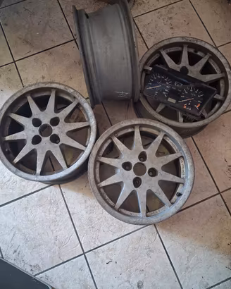 GOLF MK1 cerchi e cruscotto